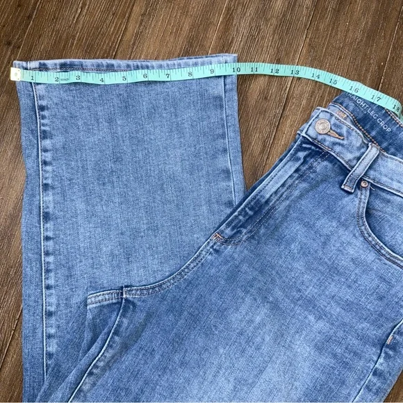 Chicos Jeans High rise crop wide leg Straight light wash SZ 2.5 US 14 - Picture 4 of 11